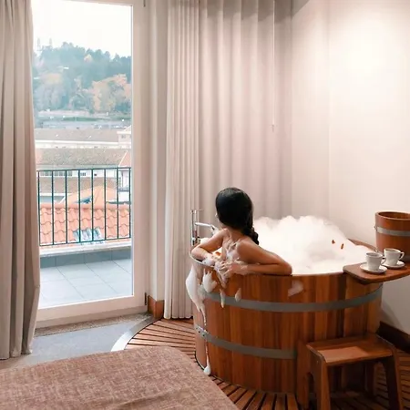 Hotel Douro Castelo Signature &