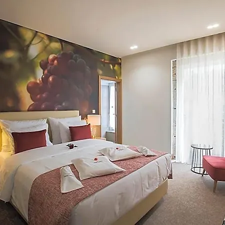 Hotel Douro Castelo Signature & 4*