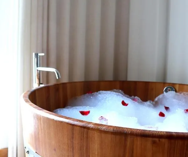 Hotel Douro Castelo Signature &